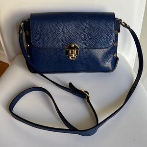 EUC Andrea Cardone Italia Navy Italian Leather Crossbody with Gold Accents